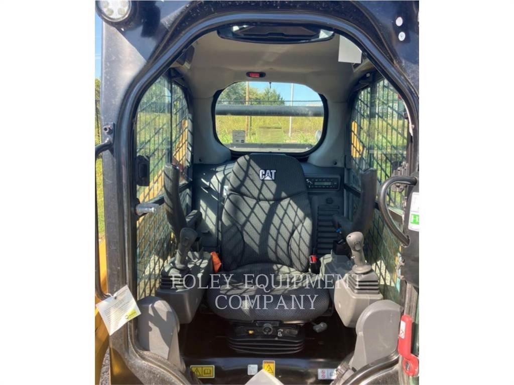 CAT 242D3STD2C Chargeuse compacte