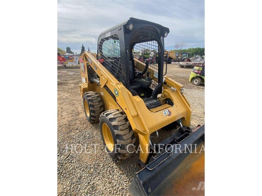 CAT 246 HF Chargeuse compacte