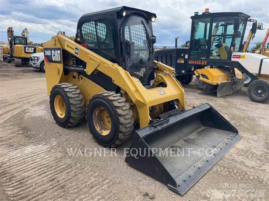 CAT 246D Chargeuse compacte