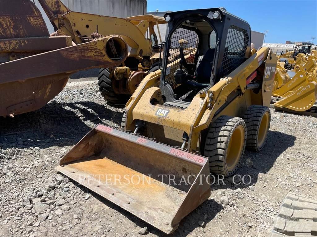 CAT 246D Chargeuse compacte