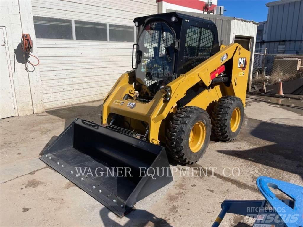 CAT 246D Chargeuse compacte