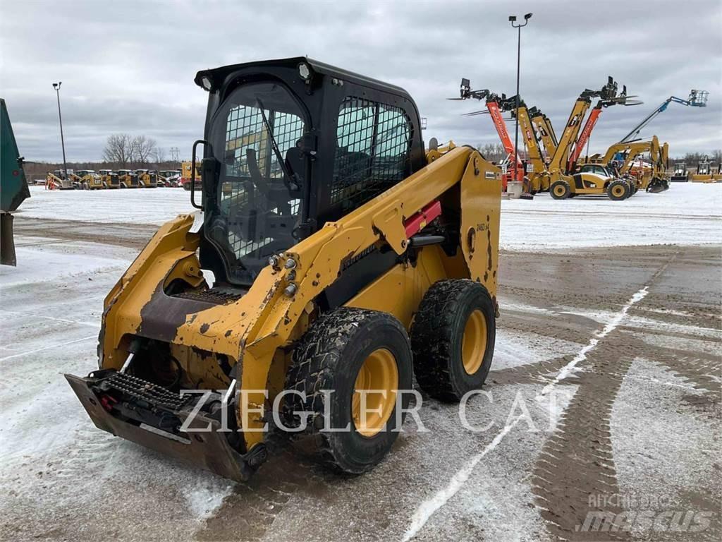 CAT 246D Chargeuse compacte