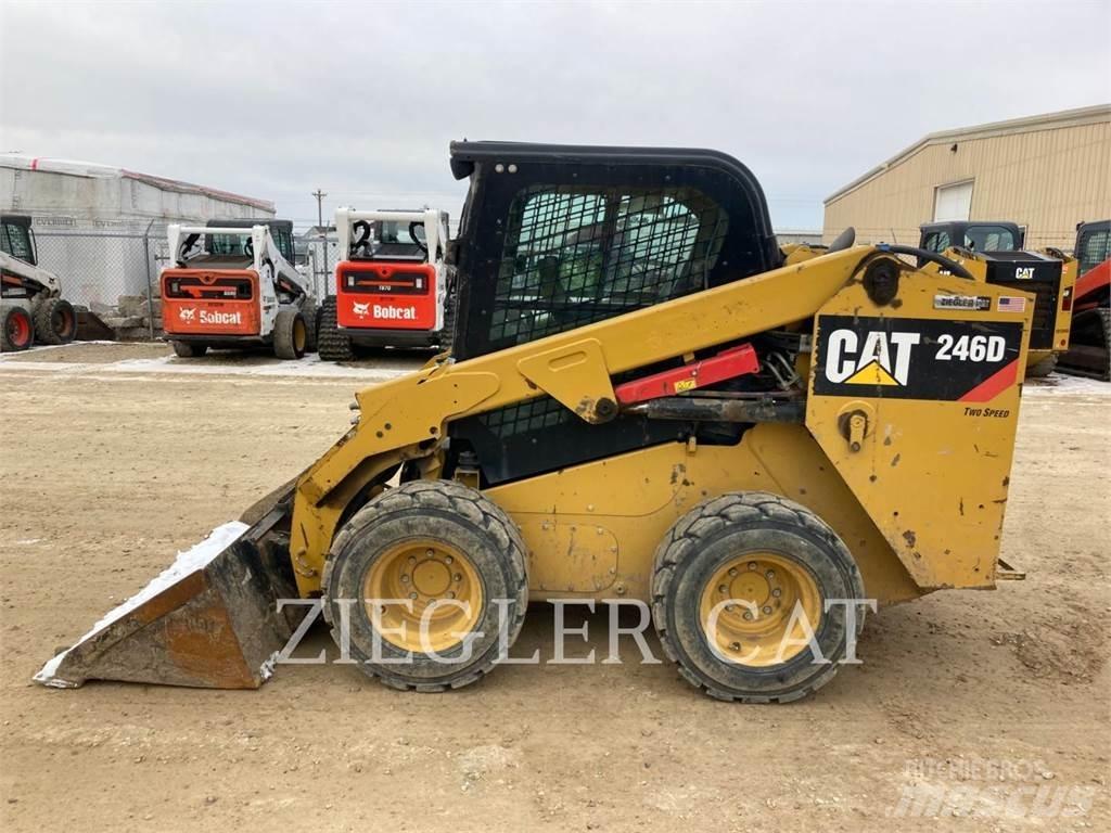 CAT 246D Chargeuse compacte