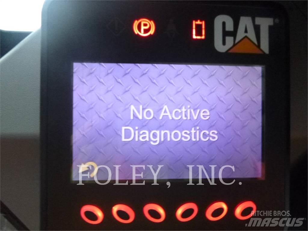 CAT 246D Chargeuse compacte