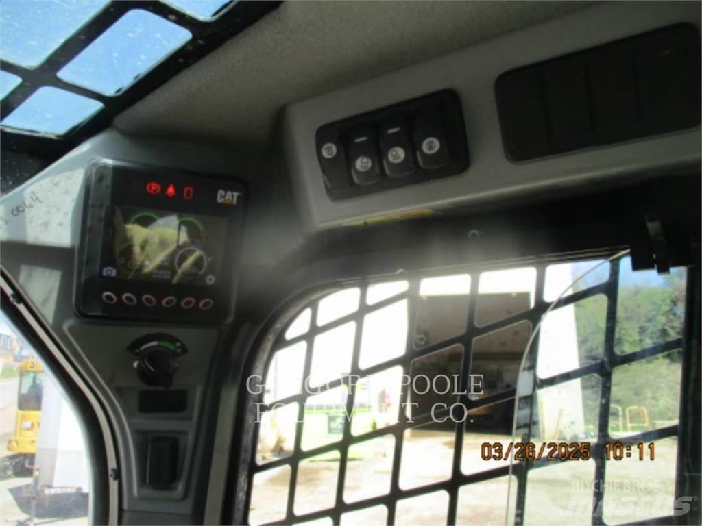 CAT 246D Chargeuse compacte