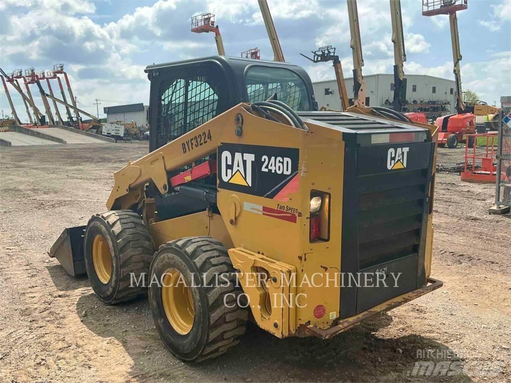 CAT 246D Chargeuse compacte