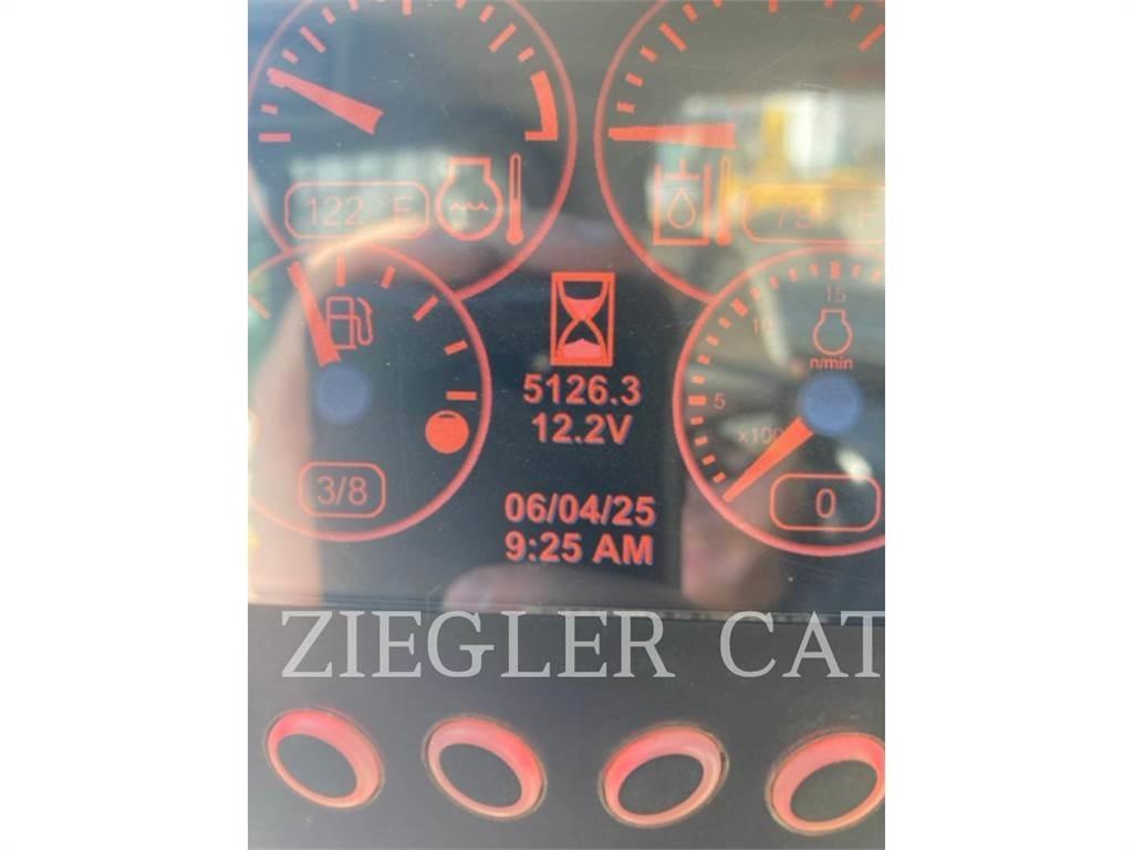 CAT 246D Chargeuse compacte