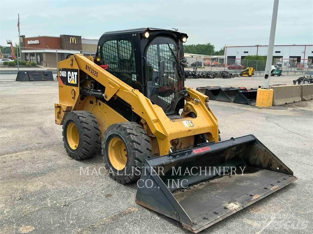 CAT 246D Chargeuse compacte