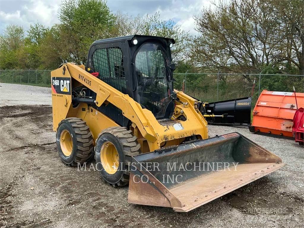 CAT 246D Chargeuse compacte
