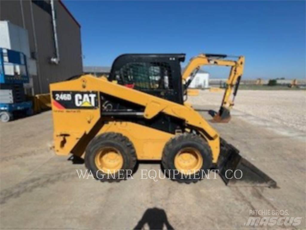 CAT 246D Chargeuse compacte