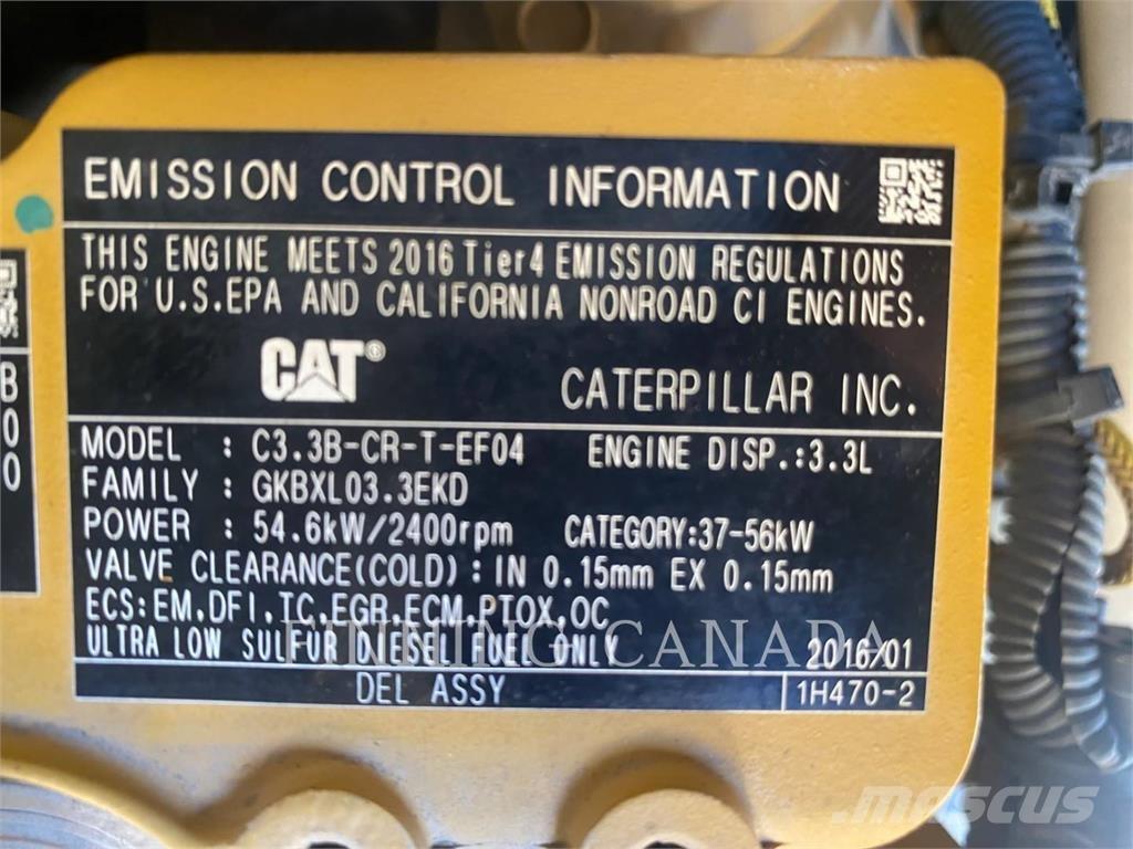 CAT 246D Chargeuse compacte