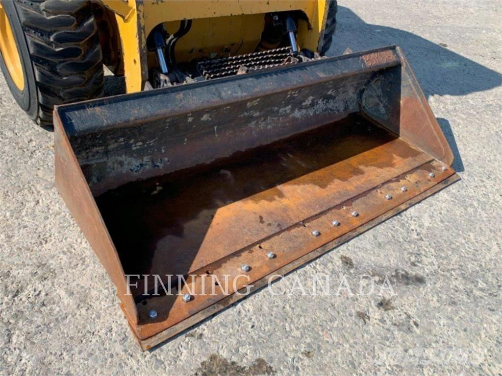 CAT 246D Chargeuse compacte