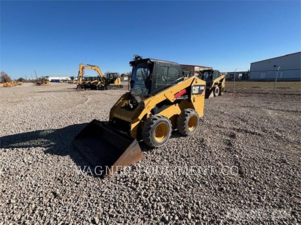 CAT 246D Chargeuse compacte