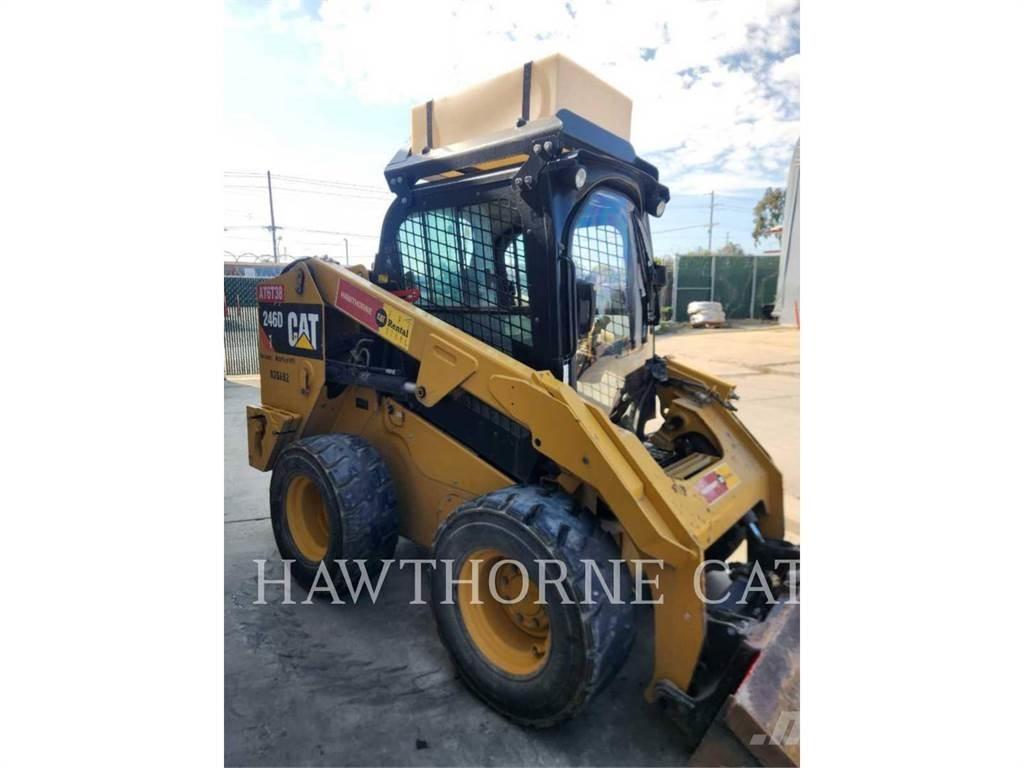 CAT 246D Chargeuse compacte