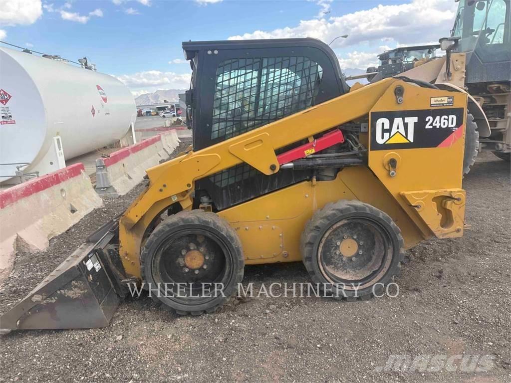CAT 246D C3-H2 Chargeuse compacte
