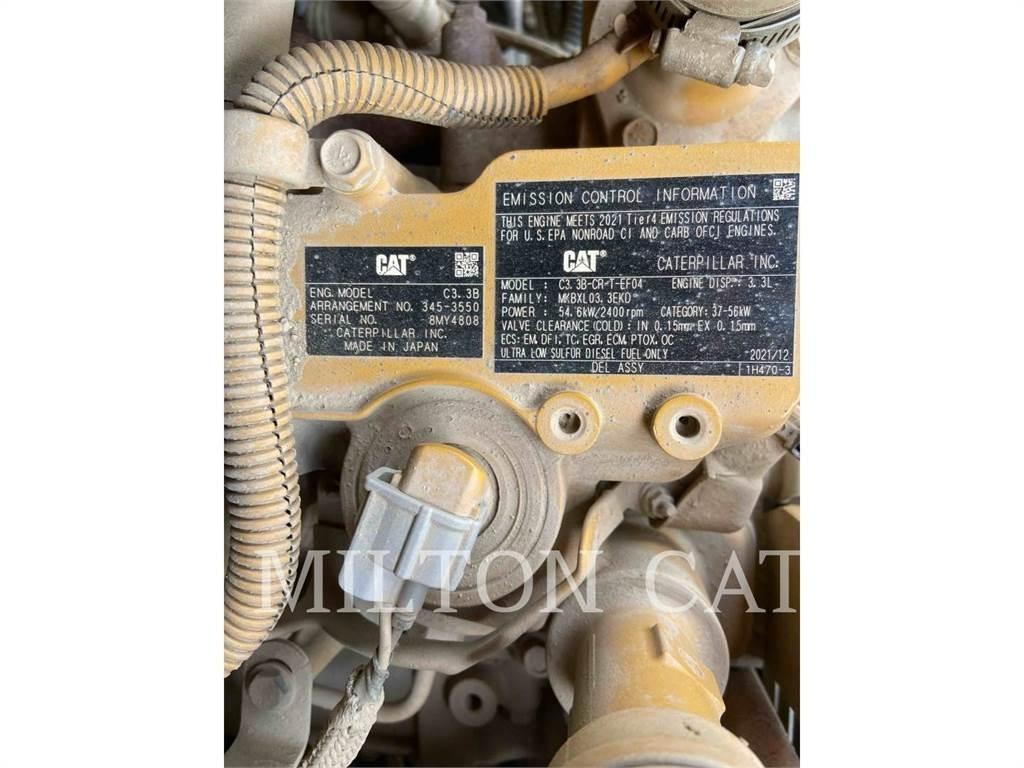 CAT 246D3 Chargeuse compacte