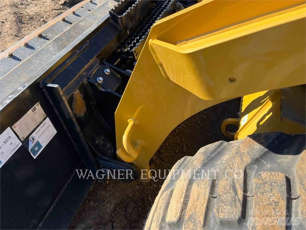 CAT 246D3 Chargeuse compacte