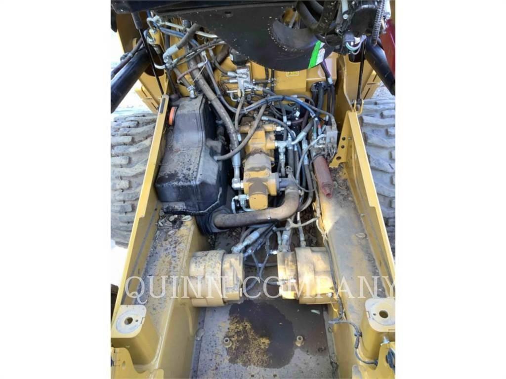 CAT 246D3 Chargeuse compacte