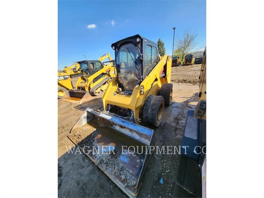 CAT 246D3 Chargeuse compacte