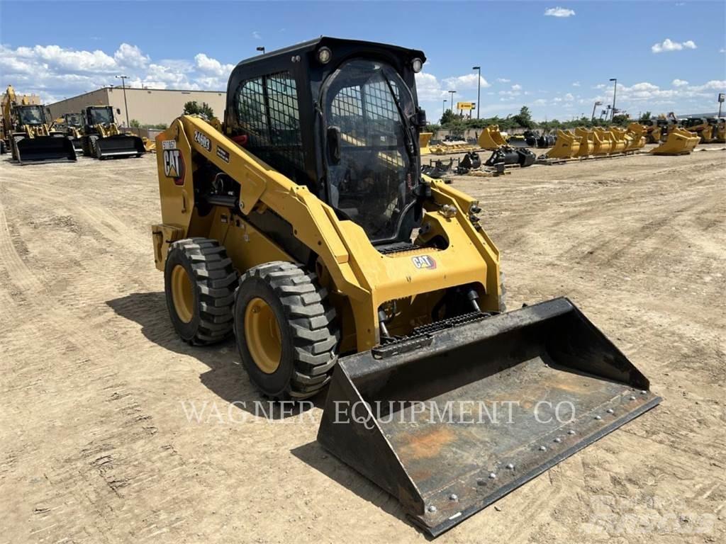 CAT 246D3 Chargeuse compacte