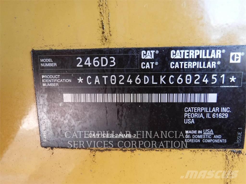 CAT 246D3 Chargeuse compacte