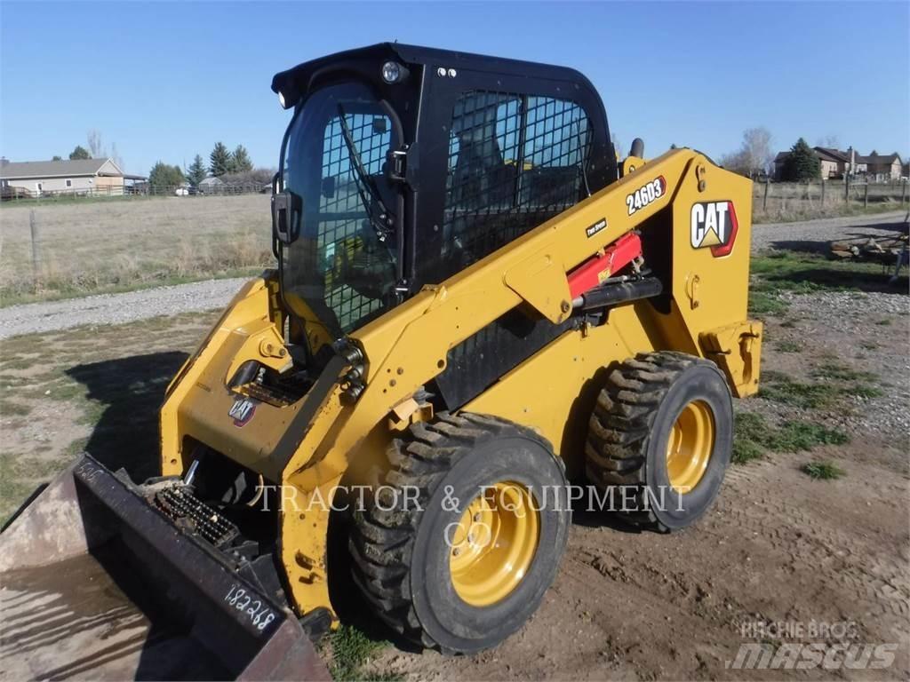 CAT 246D3 Chargeuse compacte