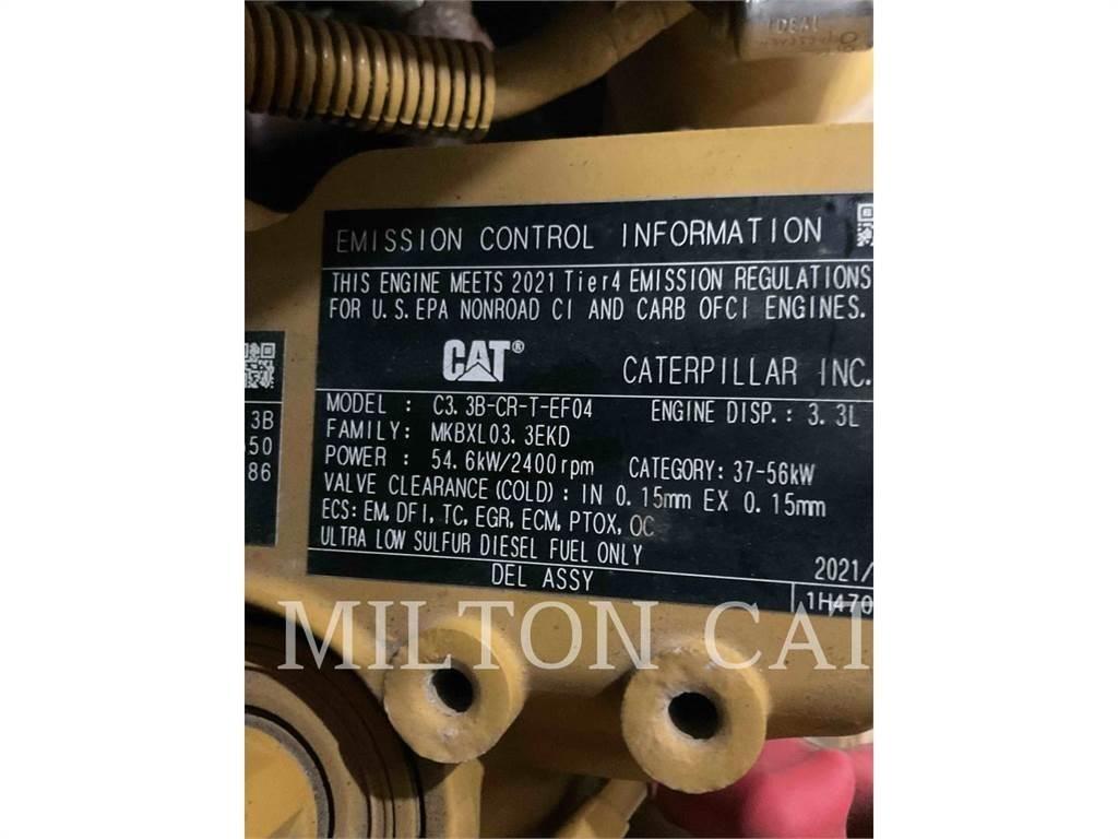 CAT 246D3 Chargeuse compacte