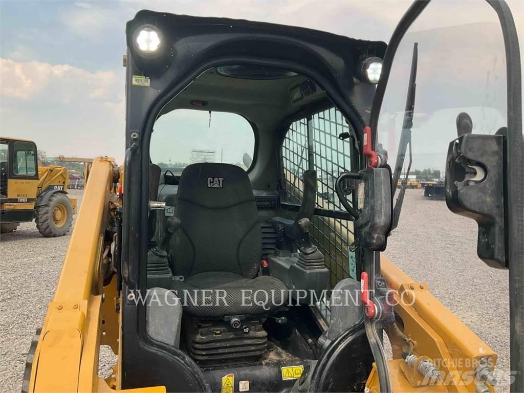 CAT 246D3 Chargeuse compacte