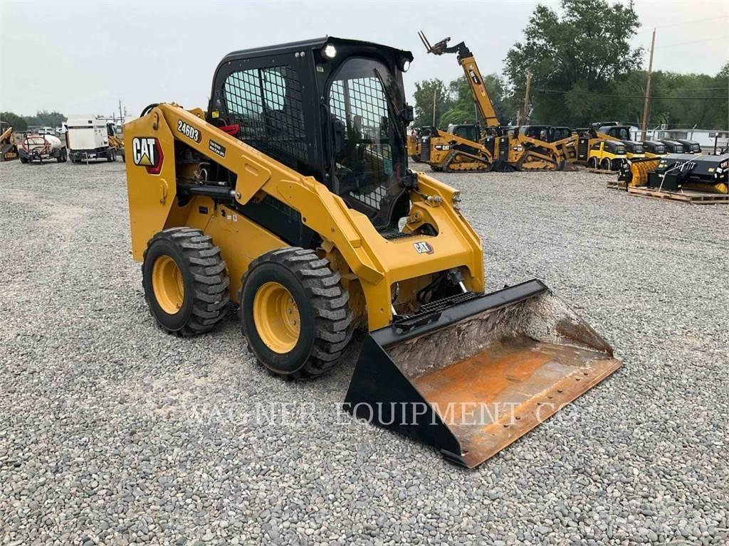 CAT 246D3 Chargeuse compacte