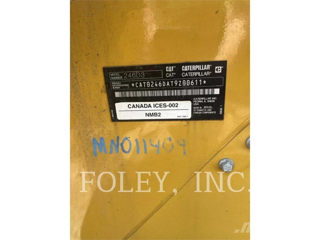 CAT 246D3 Chargeuse compacte