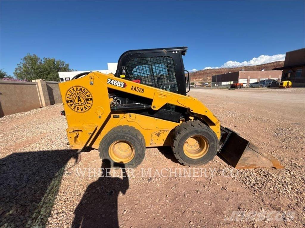 CAT 246D3 C3H2 Chargeuse compacte