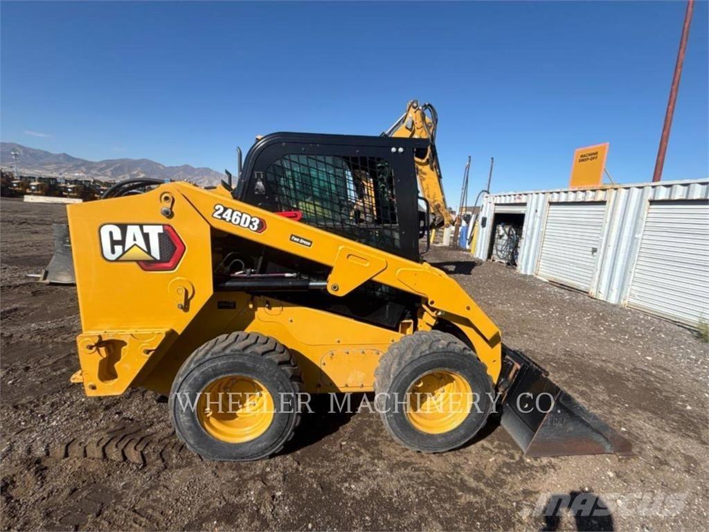 CAT 246D3 C3H2 Chargeuse compacte