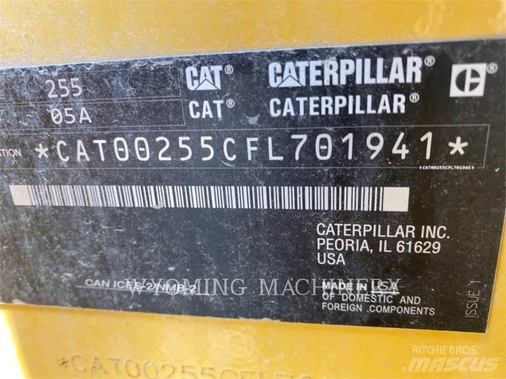 CAT 255 Chargeuse compacte