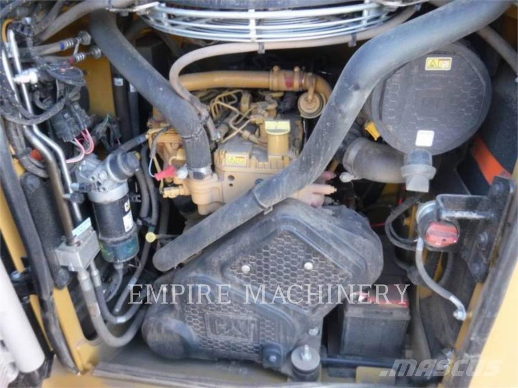 CAT 255-5 CA Chargeuse compacte