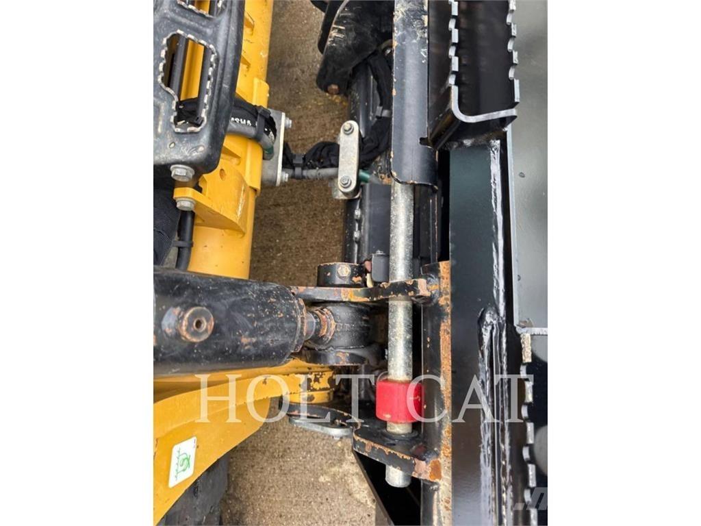 CAT 255 CAB Chargeuse compacte