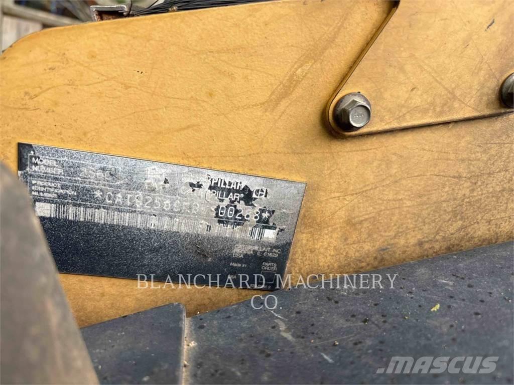 CAT 256C Chargeuse compacte