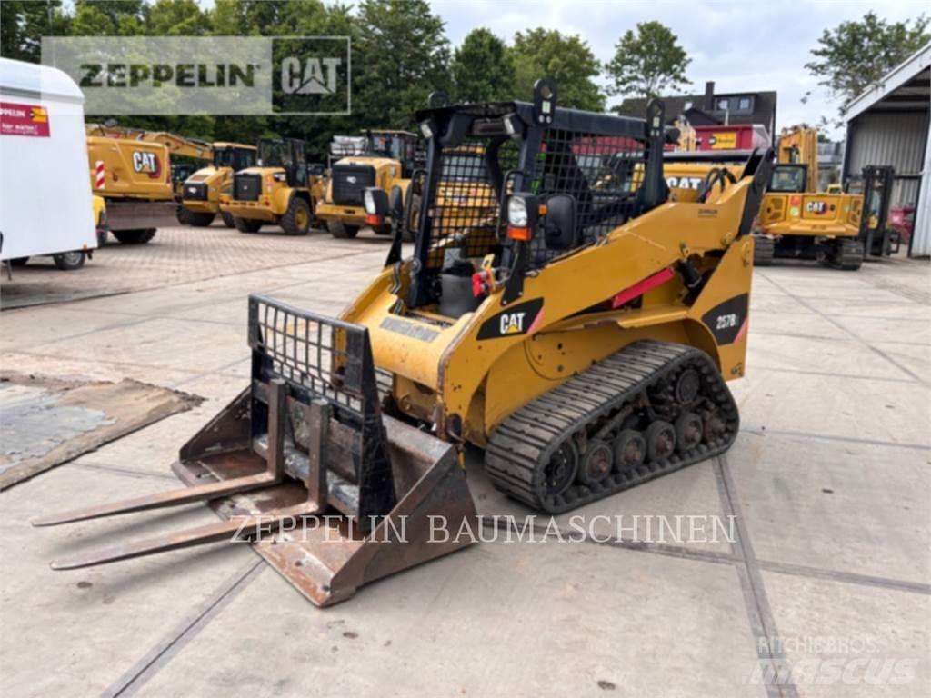 CAT 257B Chargeuse compacte