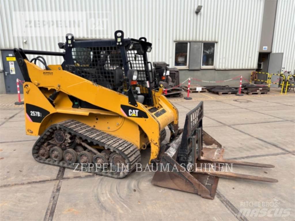 CAT 257B Chargeuse compacte