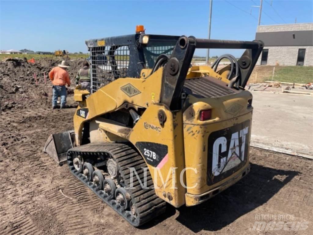 CAT 257B2 Chargeuse compacte