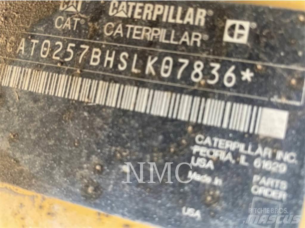 CAT 257B2 Chargeuse compacte