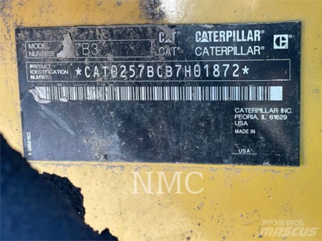 CAT 257B3 Chargeuse compacte