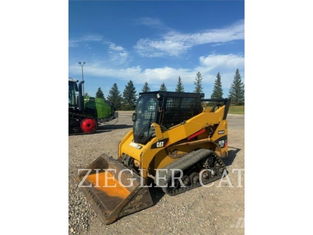 CAT 257B3 Chargeuse sur chenilles