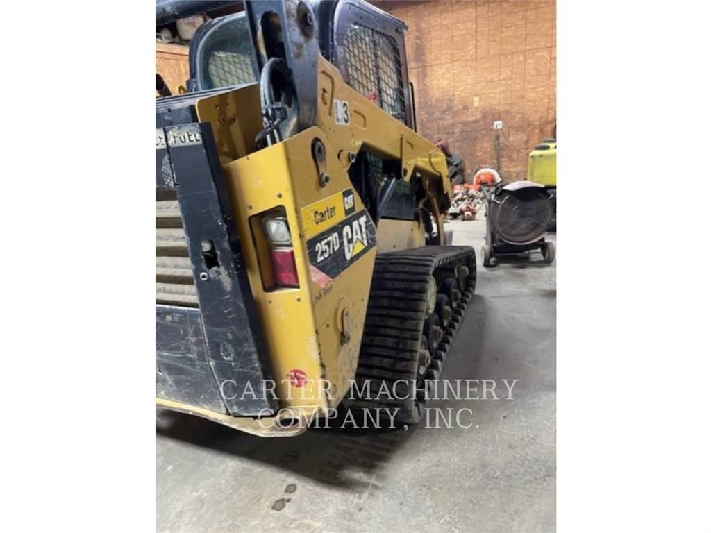 CAT 257D Chargeuse compacte