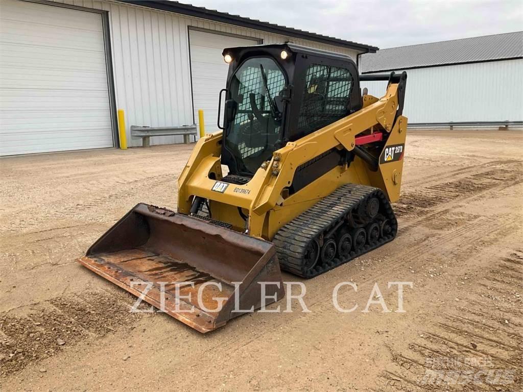 CAT 257D Chargeuse sur chenilles