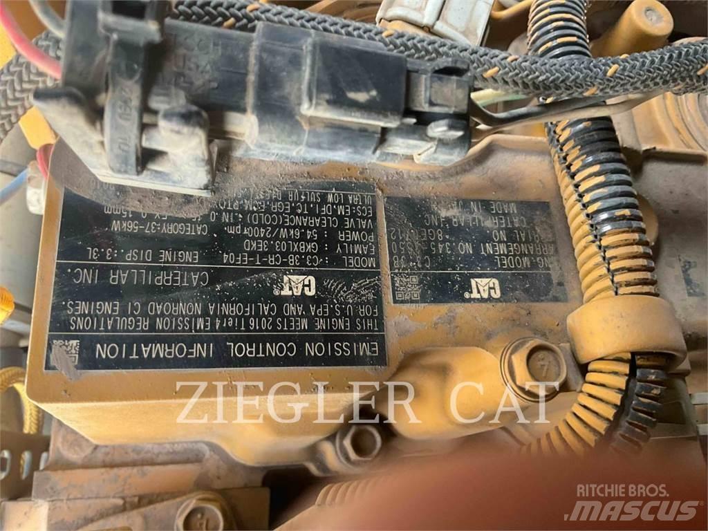 CAT 257D Chargeuse sur chenilles