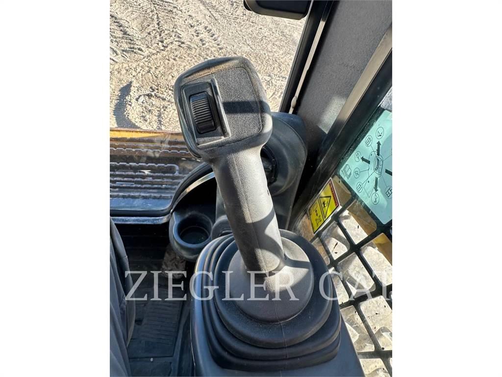 CAT 262D Chargeuse compacte