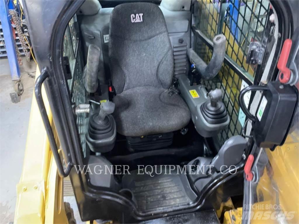 CAT 262D Chargeuse compacte