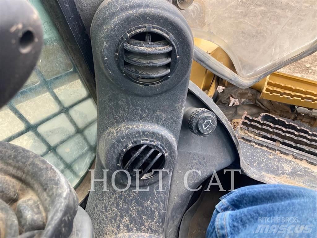 CAT 262D Chargeuse compacte