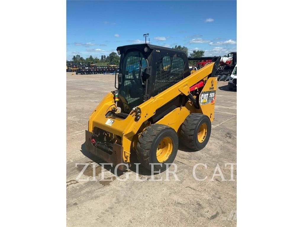 CAT 262D Chargeuse compacte