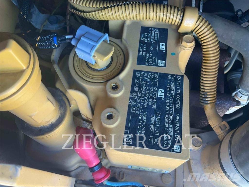 CAT 262D Chargeuse compacte